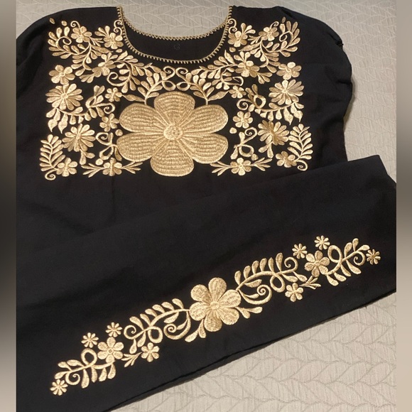 Embroidered Mexican Dress - Picture 3 of 7